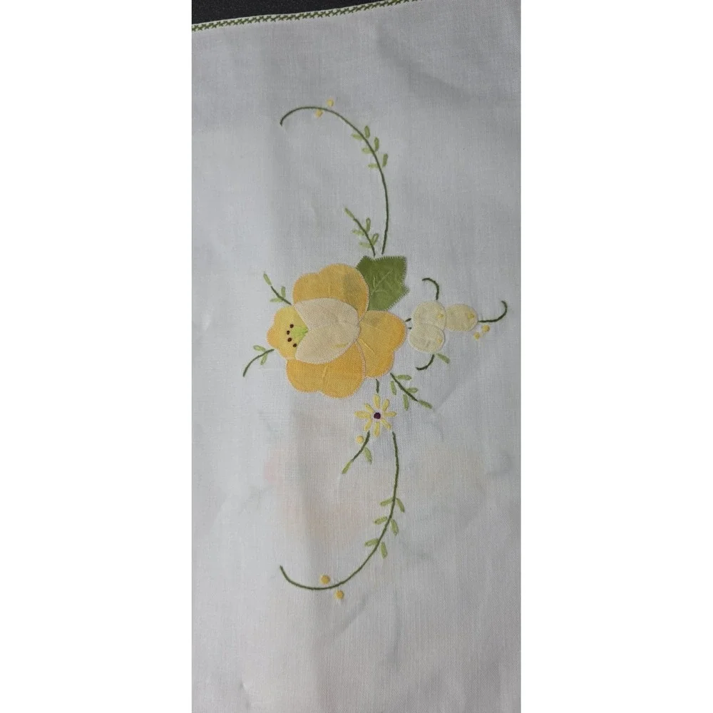 4pc Vintage Hand-Embroidered Floral Linen Napkins Platmat Handkerchief Cottage